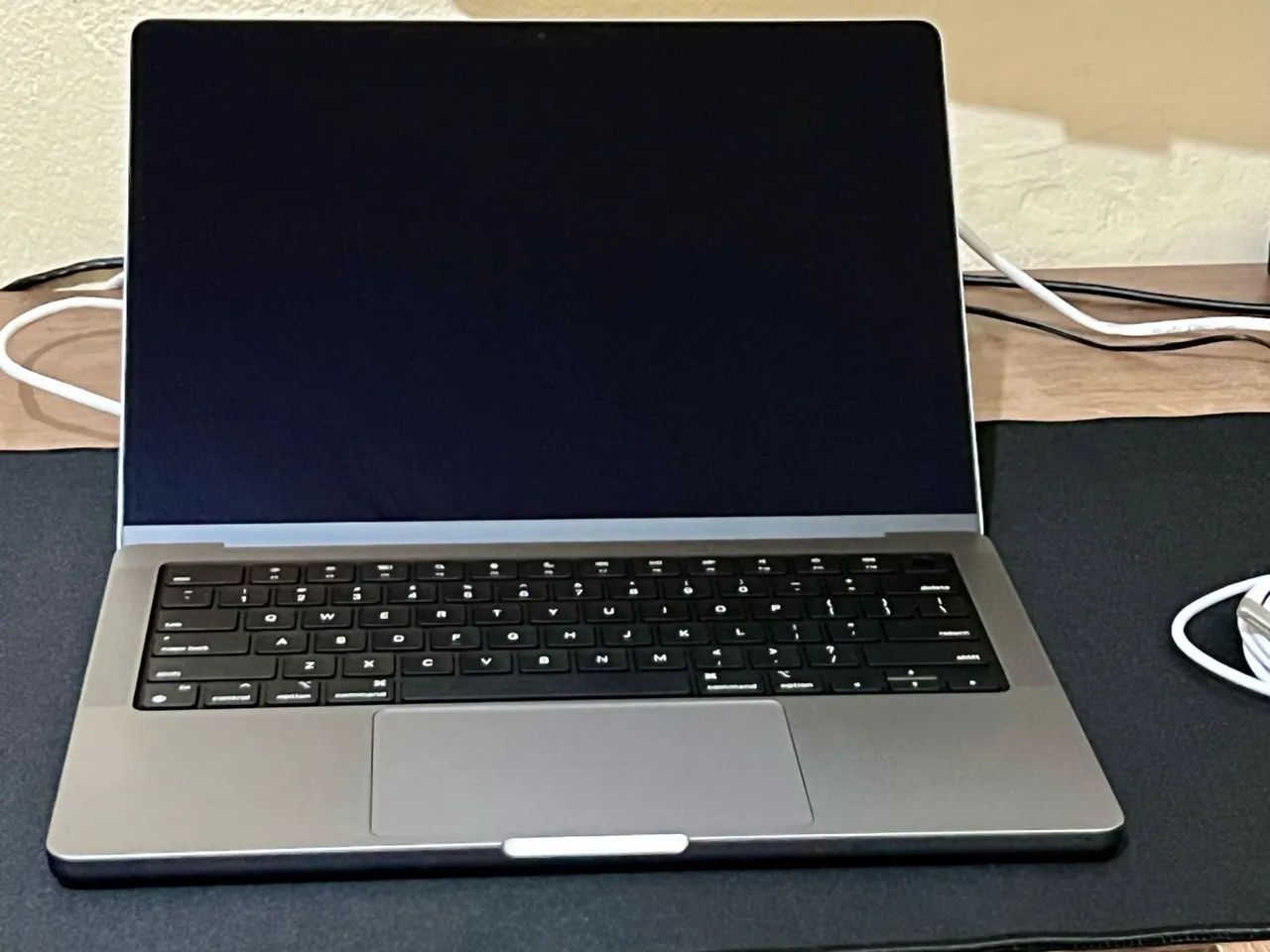 MacBook M1 Pro 14 - 2021 - Bateria: 96% - Notebooks - Conjunto