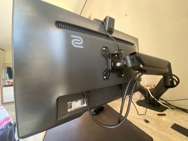 Monitor Gamer ZOWIE XL2411P TN de 24 polegadas e 144Hz - Foto 3