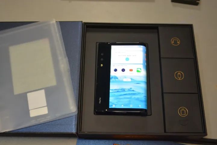 Celular dobrável Royole FlexPai é um celular que vira tablet Android - Foto 5