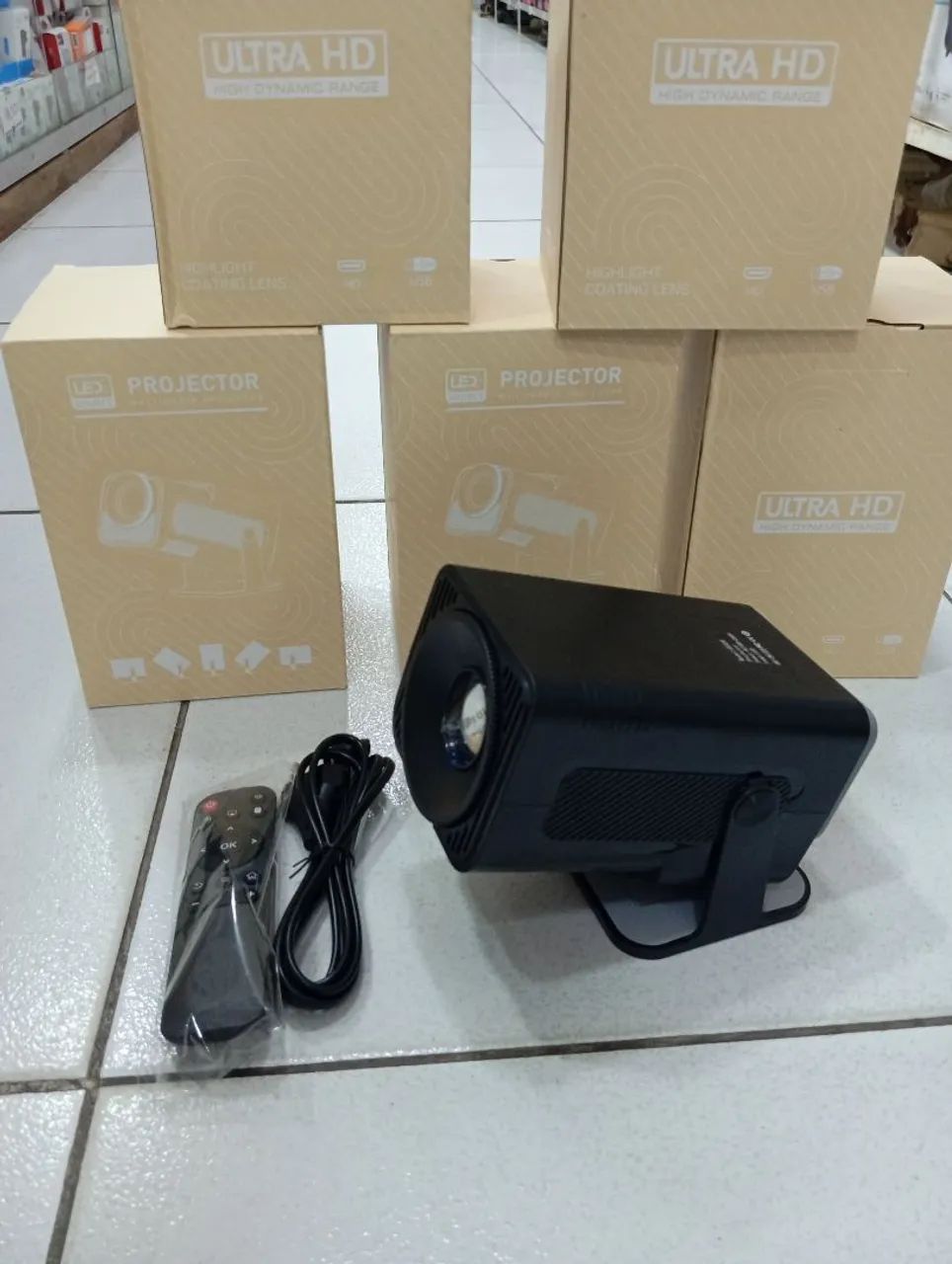 Projetor HY320  - Foto 2