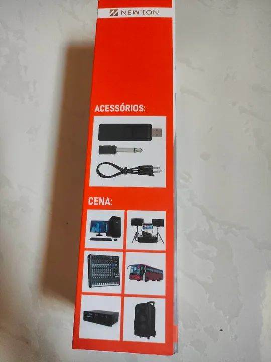 Microfone dinâmico sem fio UHF novo  - Foto 3