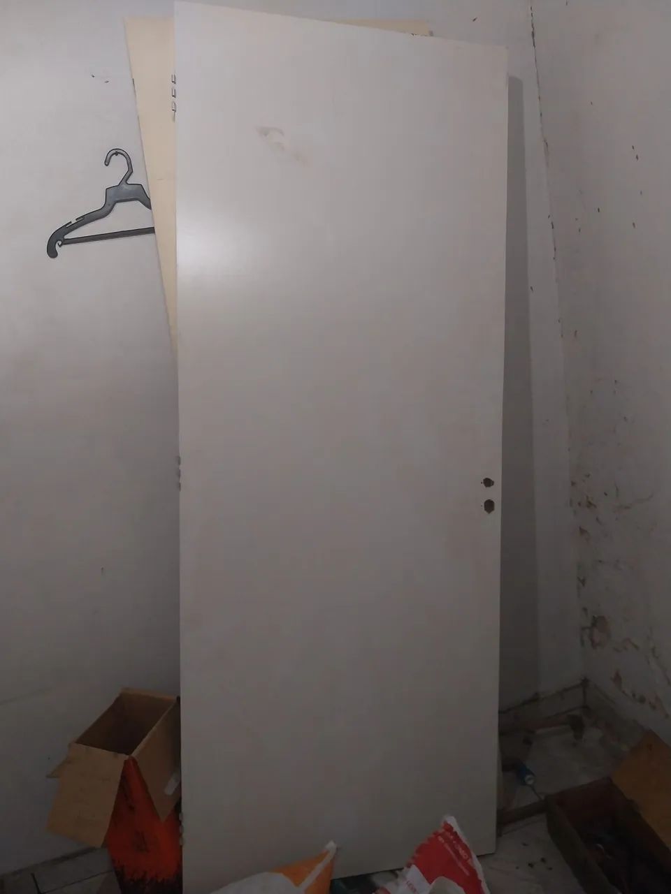 Folha da porta branca de madeira usada 2.05 X 80