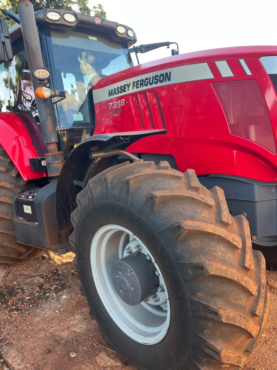 Trator Massey Ferguson 7318 Dyna-6 , Ano 2022 com piloto automático