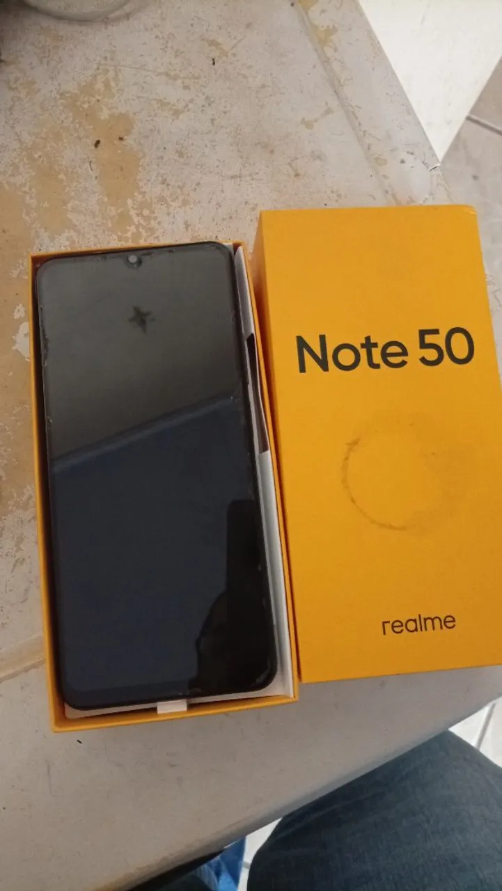 Realme note 50