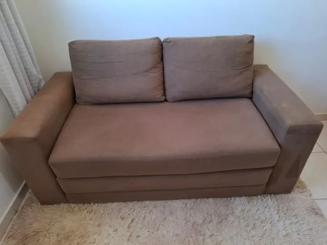 Sofá-Cama 2 Lugares (1,70m x 90cm) - Conservação Impecável!