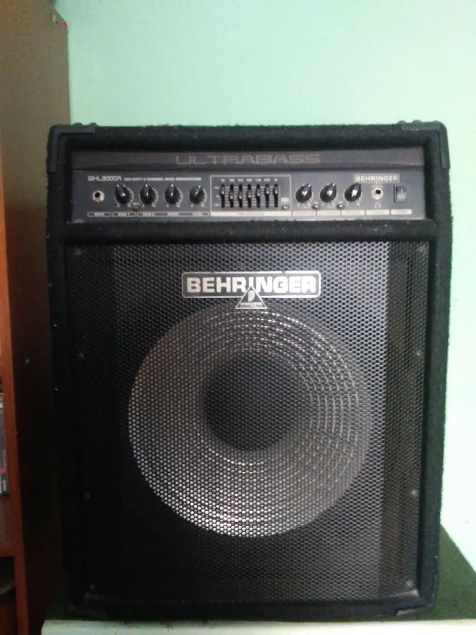 Behringer Ultrabass BXL3000A