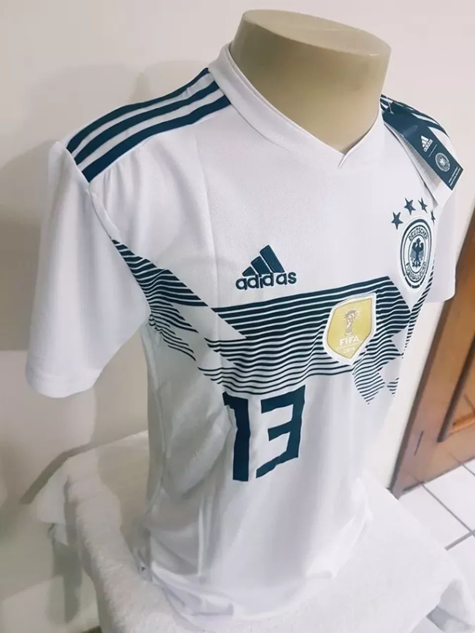 Camisa Alemanha com Patch Copa do Mundo - Foto 4