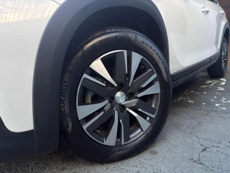 PEUGEOT 2008 GRIFFE 1.6 AUTOMATICO 2022 - Foto 4