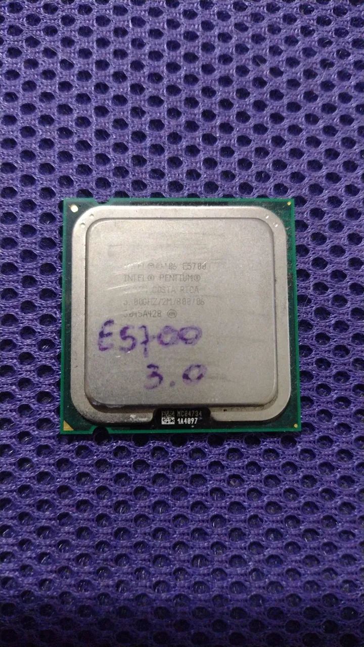 Processador dual core E5700 3.0 GHz