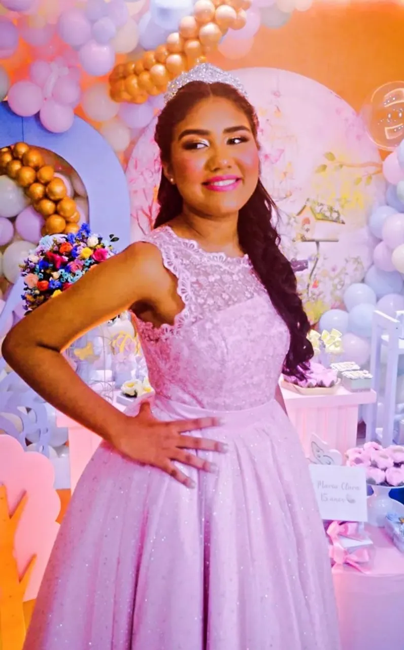 Vestido de 15 anos 2em1 + coroa