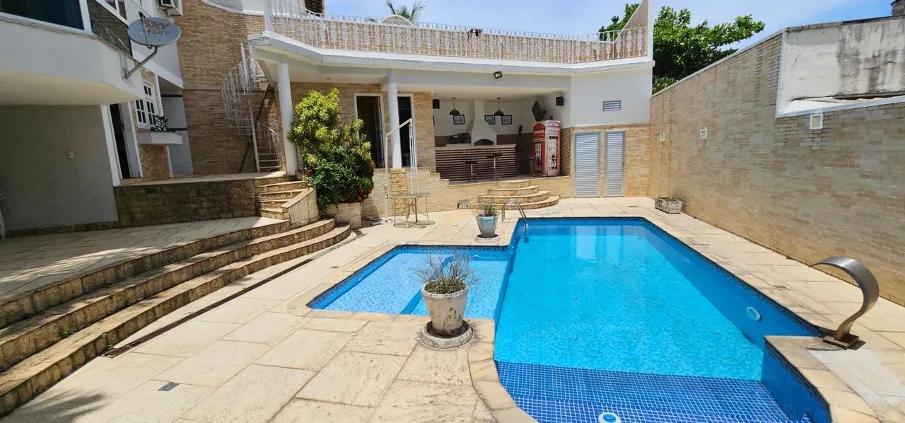 Casa de Luxo com Piscina