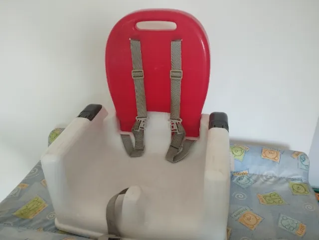 Cadeirinha de alimentação INFANTI