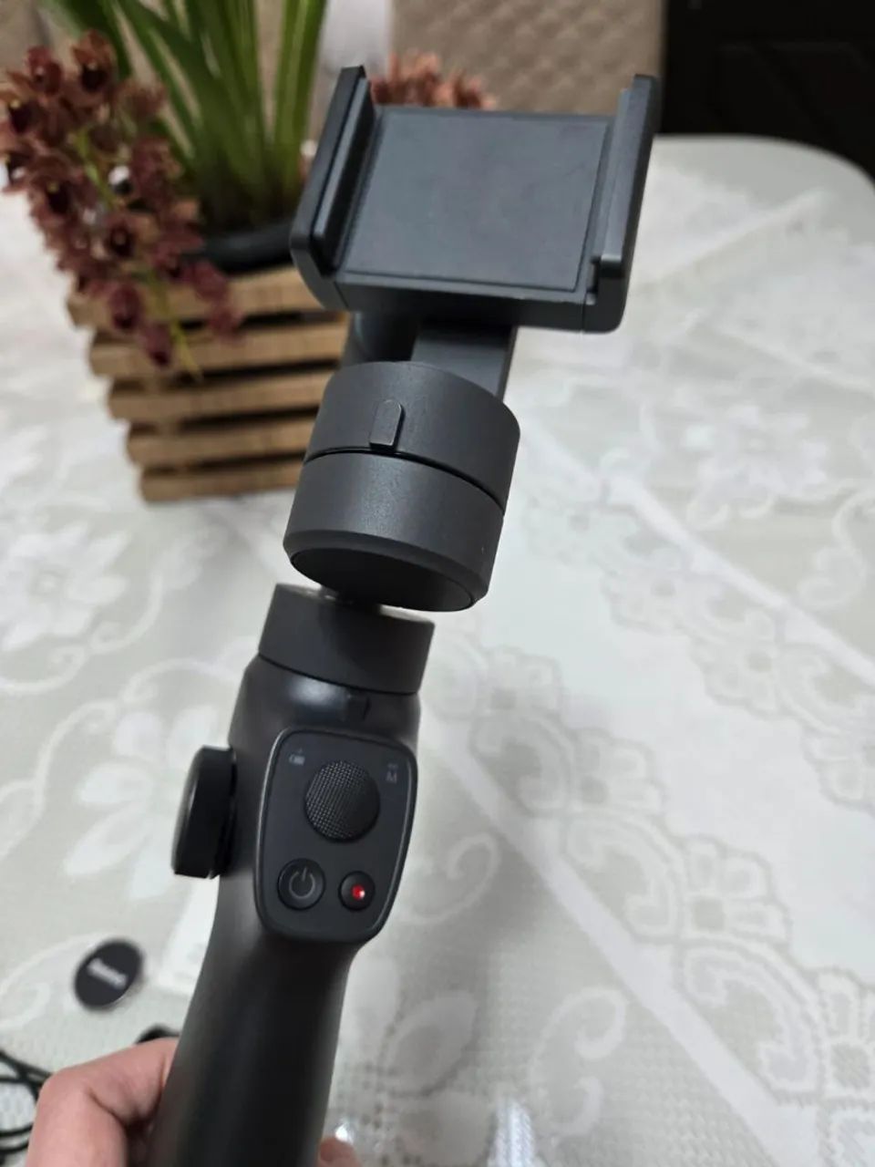 Estabilizador Gimbal Baseus p/ Celular Novo - Foto 4