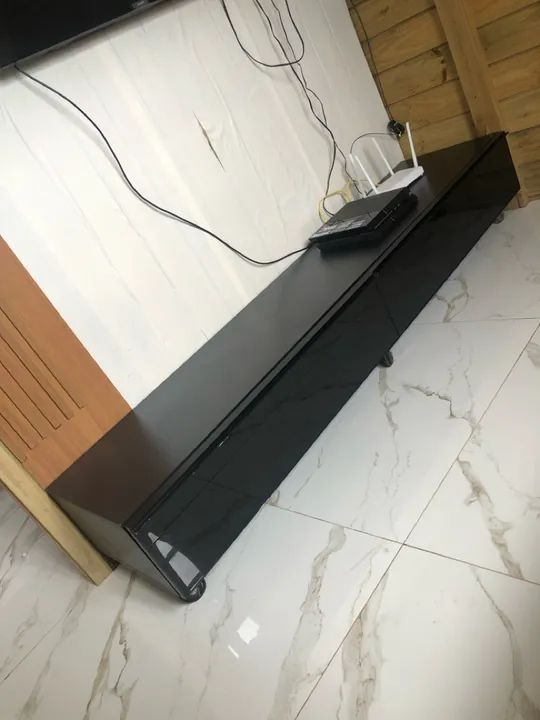 Rack para TV preto em MDF - Foto 2