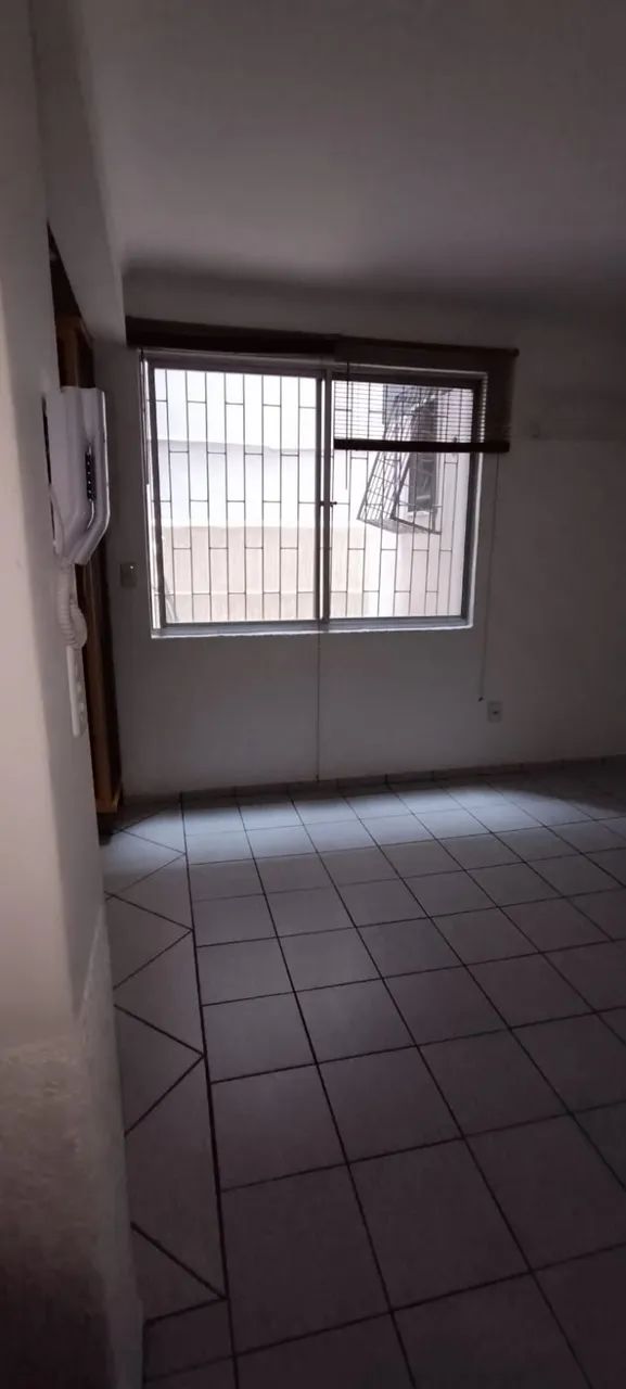 Apartamento com excelente localização de frente ao calçadão do kobrasol. - Foto 4