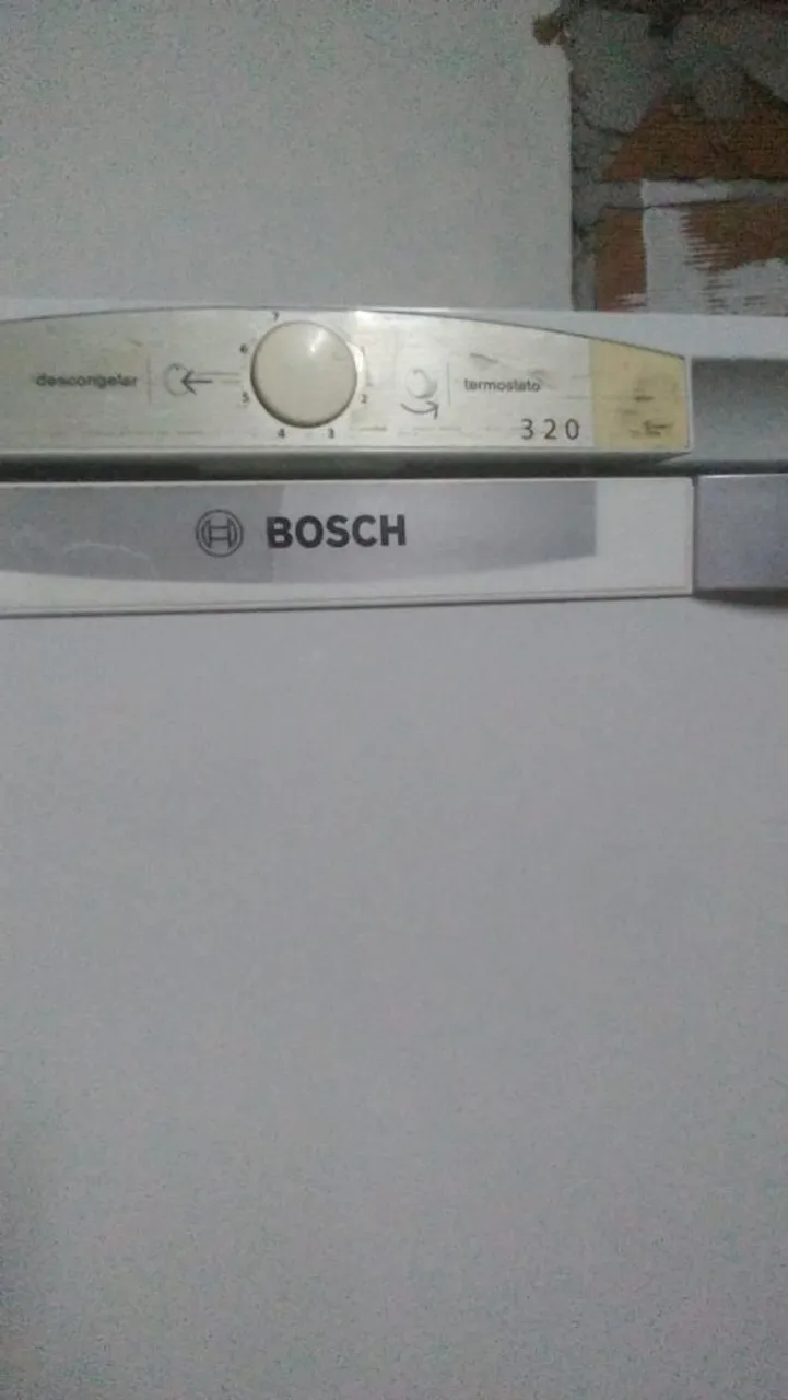 Geladeira Bosch 320