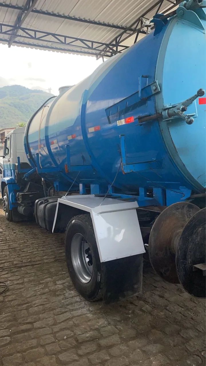 Caminhão limpa fossa e hidrojato (COMBINADO) vacol