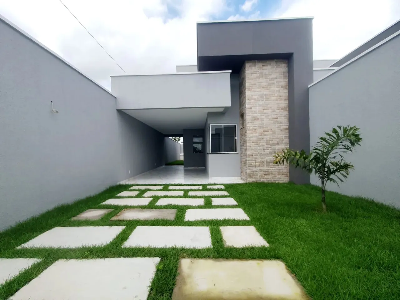 Linda Casa Com 3 Quartos No Jereissate 3, Dentro Do Loteamento Mãe Rainha 3! Cód. 5ETKFK