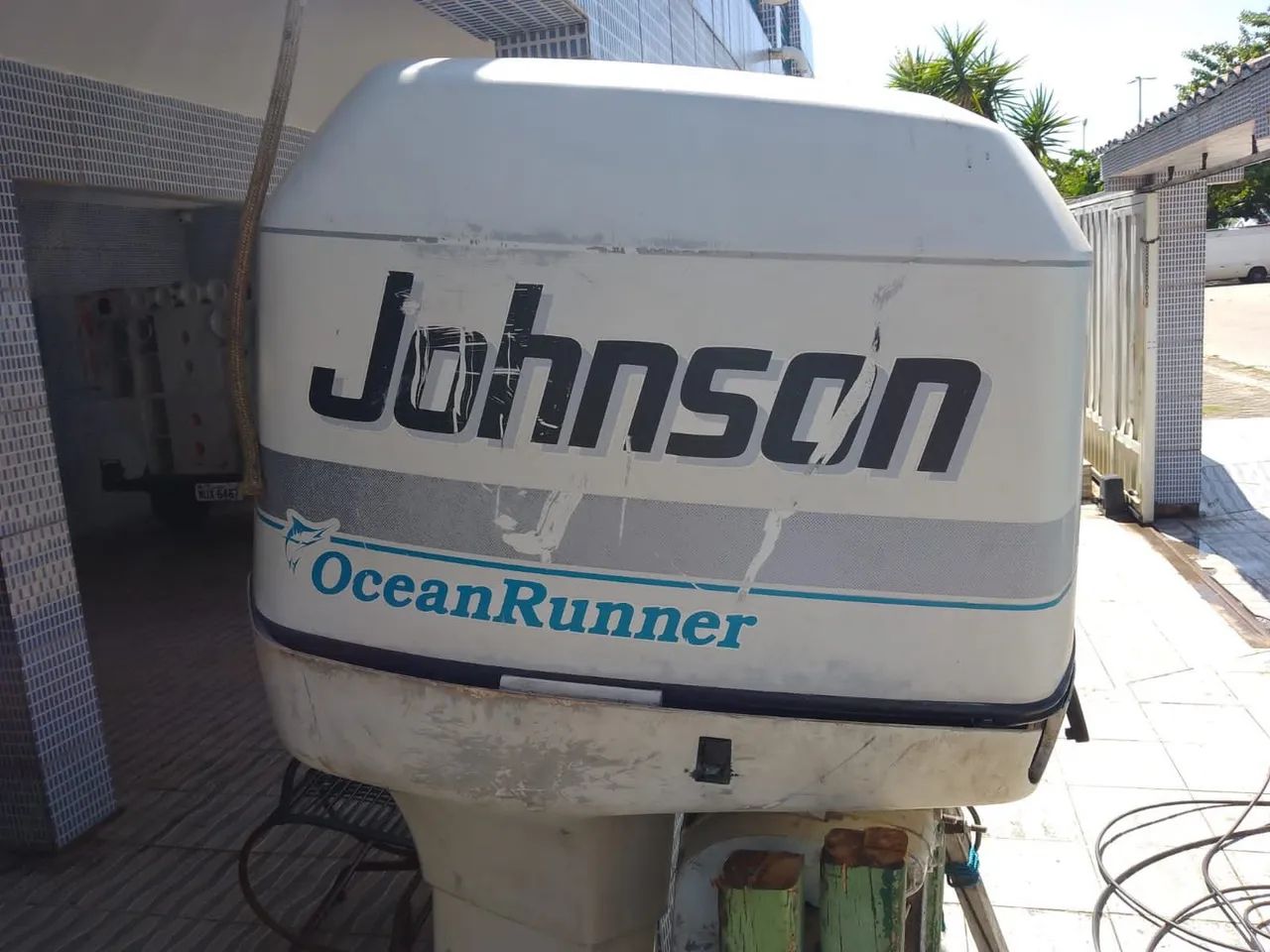 Vendo motor Johnson 225 V6 - Foto 3