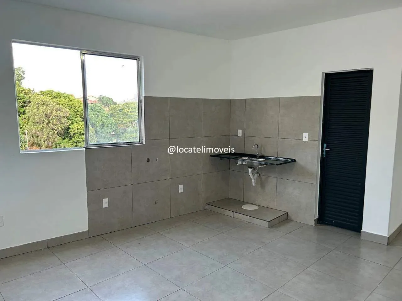 Kitnets á venda no Bairro Milionários - Região do Barreiro
