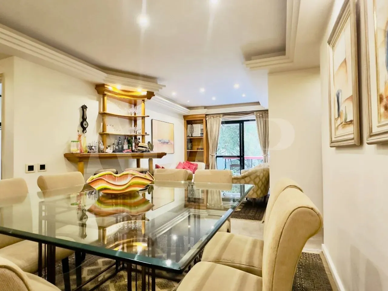 Apartamento de Luxo à Venda na Barra da Tijuca, RJ: 4 Quartos, 1 Suíte, 2 Salas e 132m² de