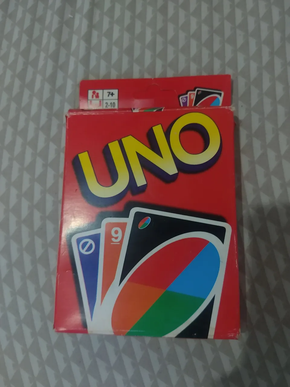 Jogo de Cartas UNO - Novo e Lacrado
