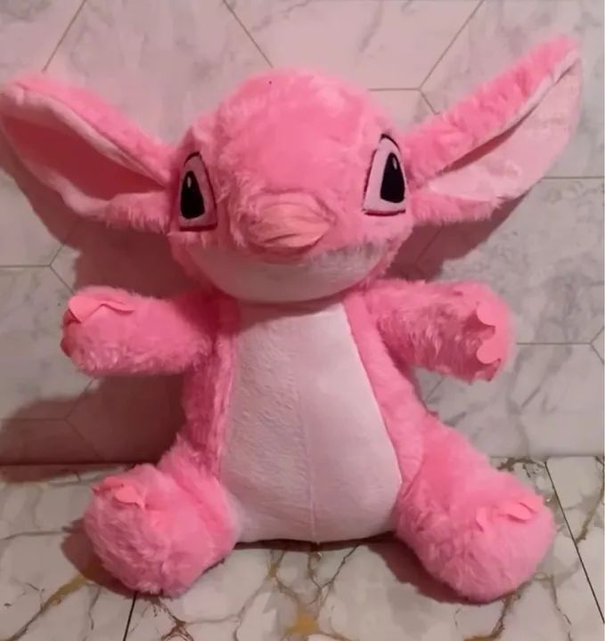 Pelúcia Stitch Rosa