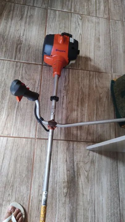 Roçadeira a gasolina husqvarna 