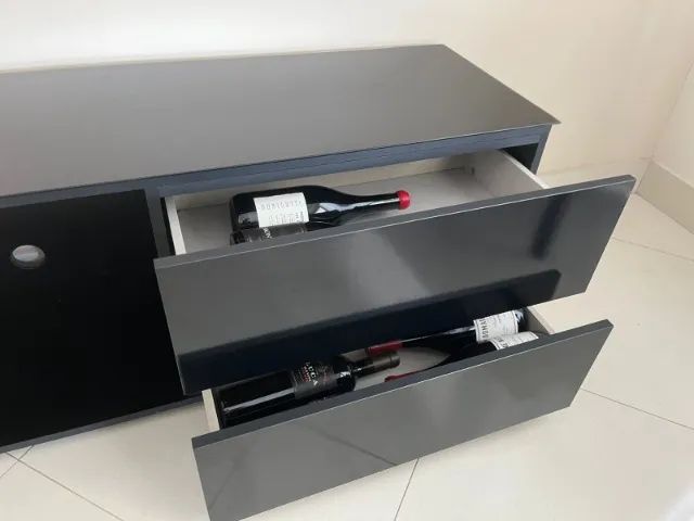 Rack preto com tampo de vidro - 1,80m  - Foto 5