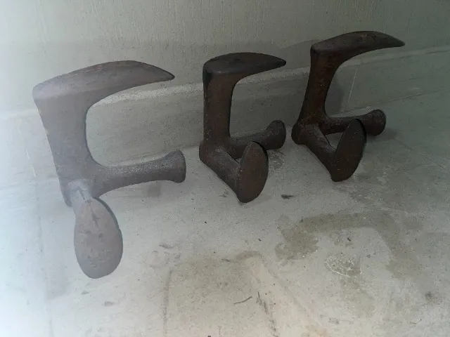 3 Pés de Ferro Sapateiro Antigo