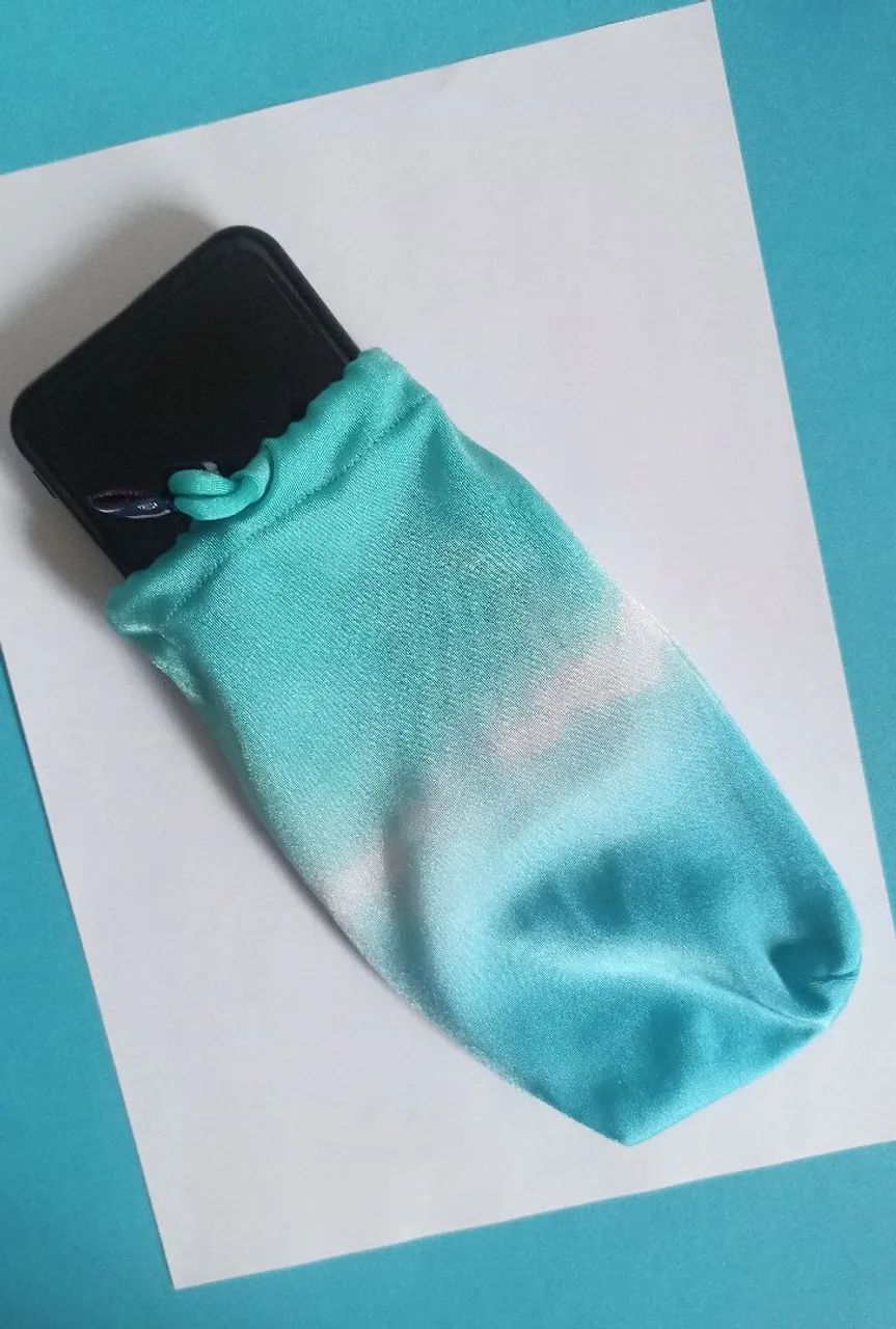 Capa de celular tecido e pulseira ( acima de 3  peças com desconto 20% ) - Foto 4