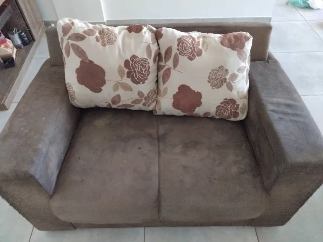 Sofá dois lugares