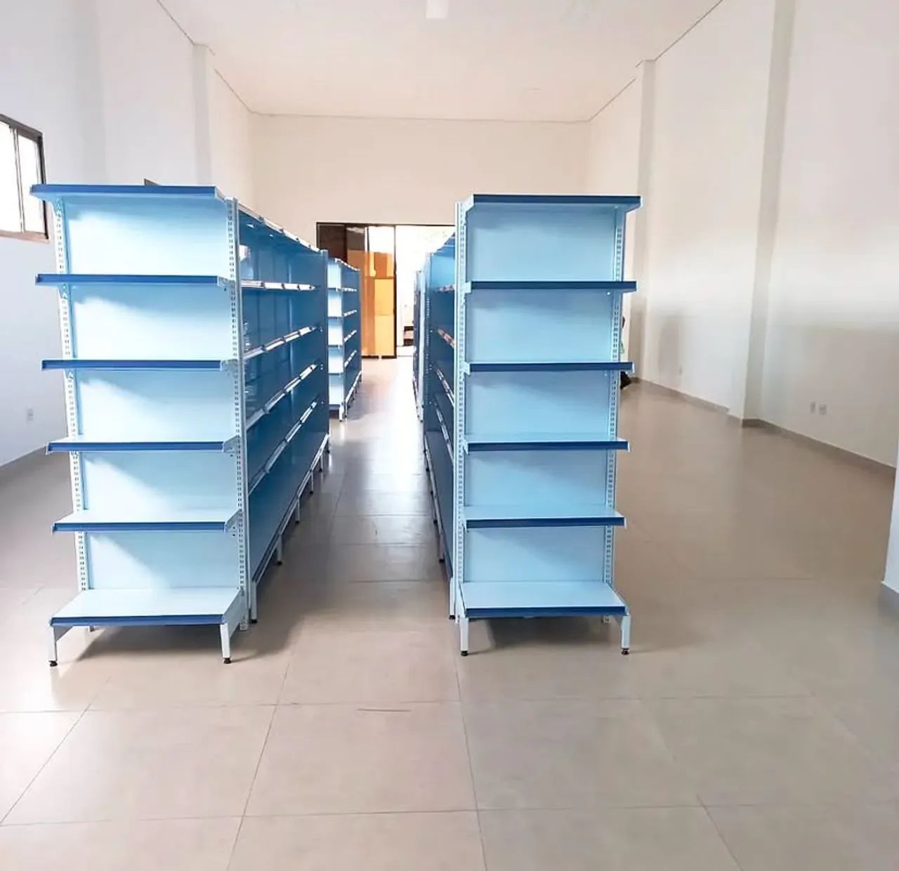 Gôndola de centro a pronto entrega!