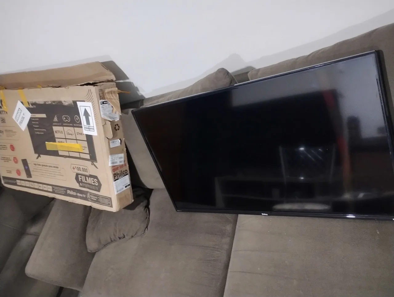 TV Philco mart com defeito leia a descrição