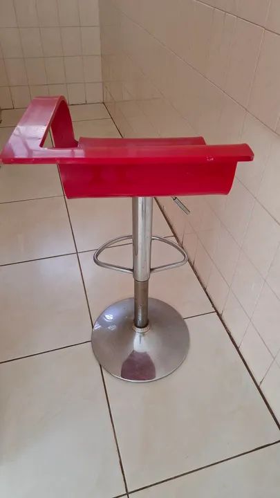 Banqueta Alta Vermelha  - Foto 2