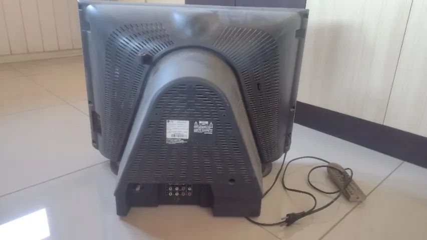 TV LG 21 polegadas - Modelo 21FU4RLG - Foto 2