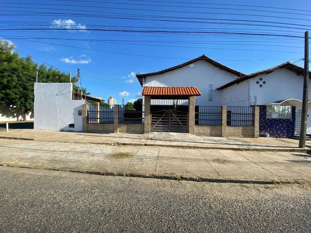 Casa Comercial