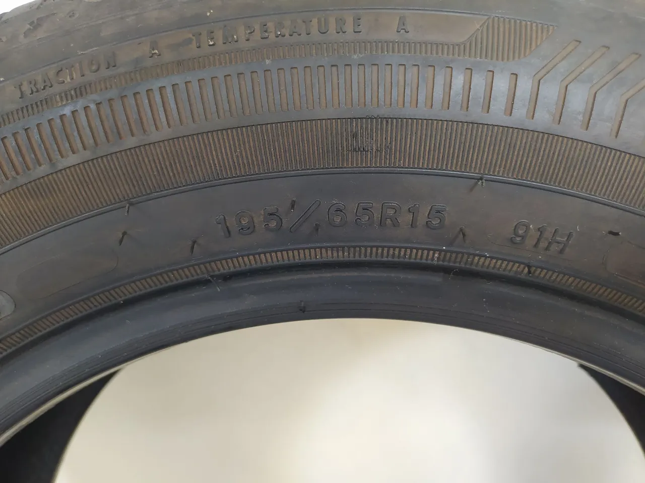 Pneu Goodyear 195/65R15