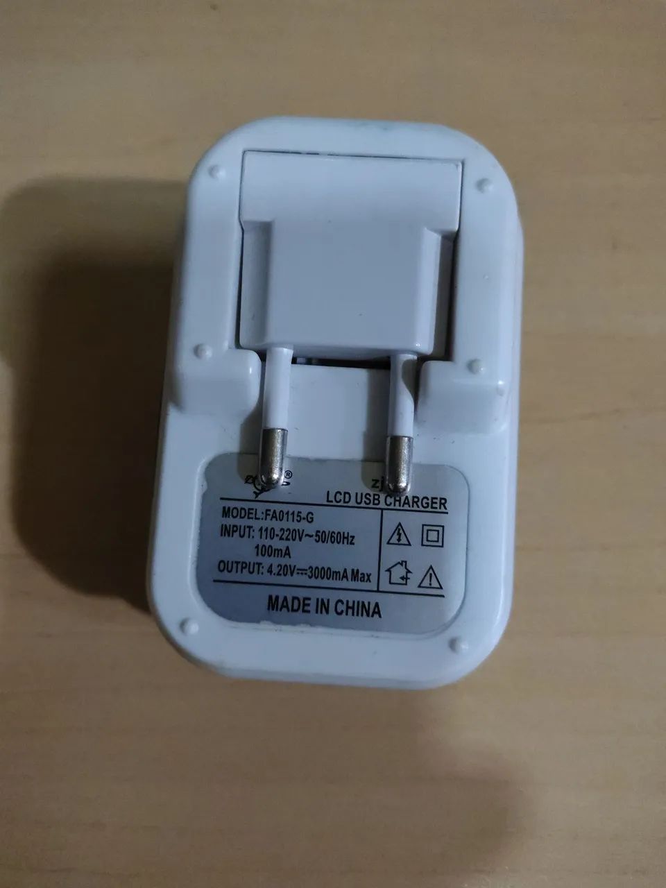 Carregador Universal para Celulares - Foto 2