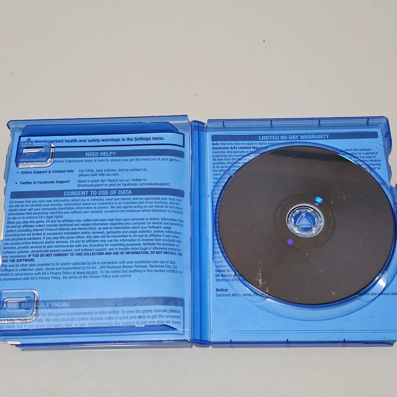 Dragon Age Inquisition Deluxe Edition PS4 - Foto 4
