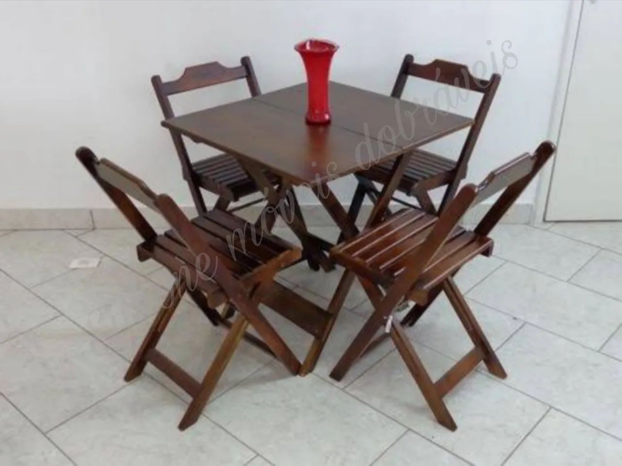 Mesa 70x70 com 4 cadeiras - Foto 2