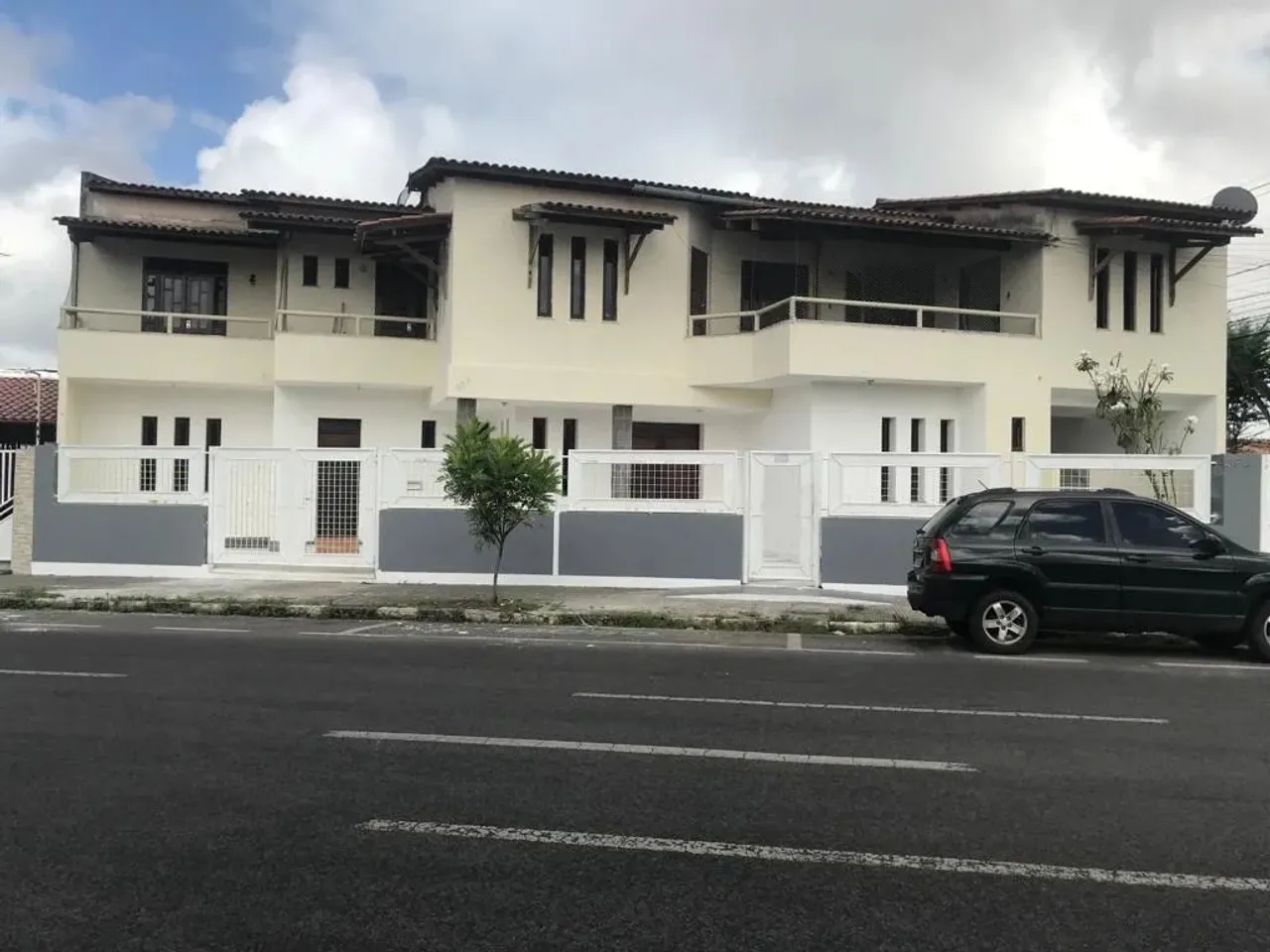 Imóvel localizado na Rua Castro Alves disponivel para aluguel - SERRARIA BRASIL