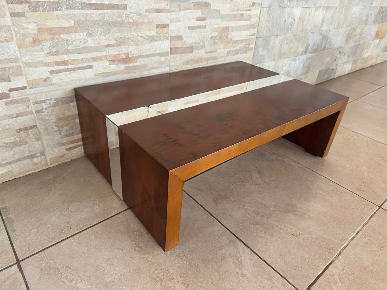 Belíssima Mesa de Centro com espelho  - Foto 3