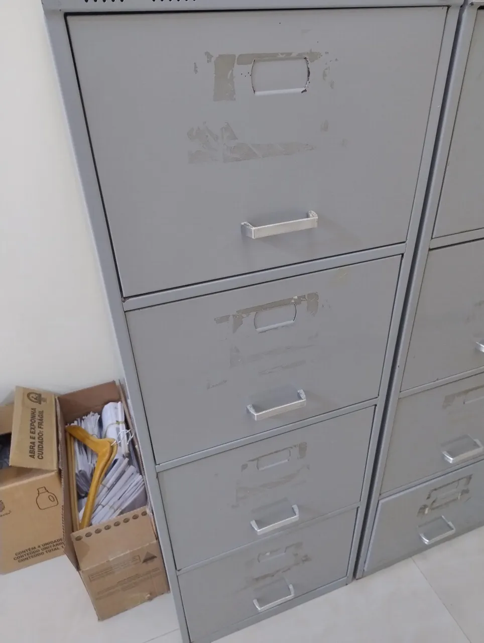 Gaveteiro de Aço Cinza - Ideal para Organização