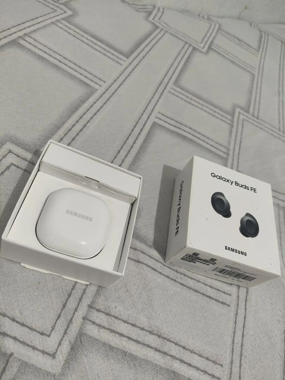 Fone bluetooth Samsung Galaxy buds fe MUITO NOVO NA GARANTIA
