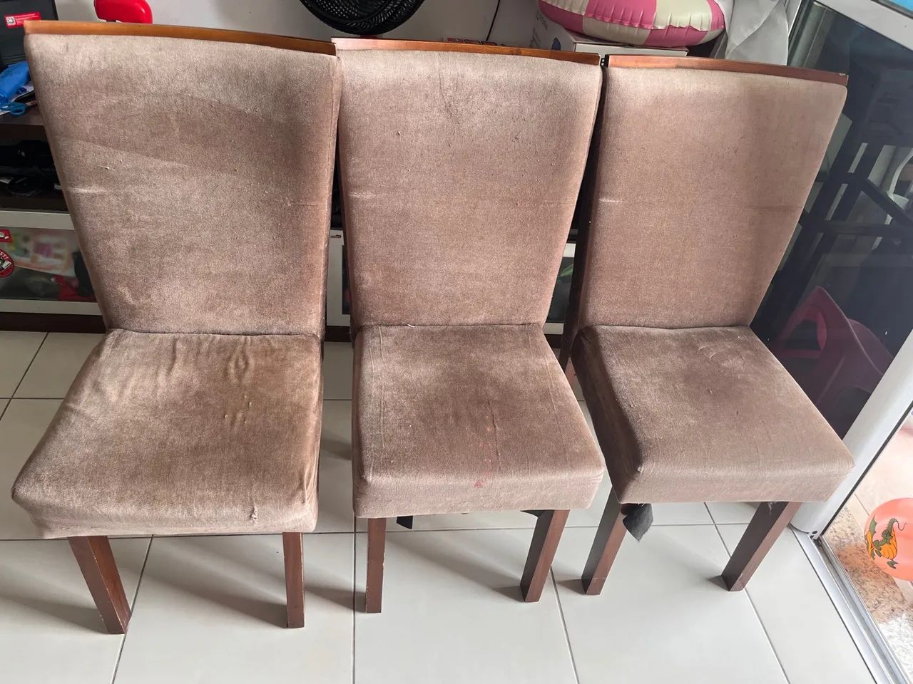 6 Cadeiras de Madeira Maciça