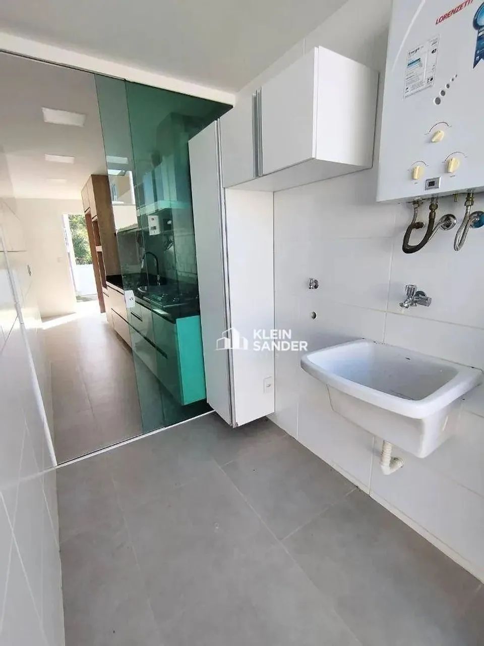 Casa com 3 dormitórios à venda, 121 m² por R$ 850.000,00 - Cascatinha - Nova Friburgo/RJ - Foto 4