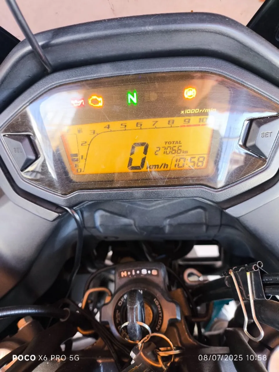 CB 500X muito nova