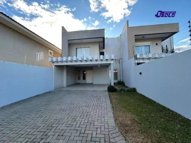 Sobrado com 213m²