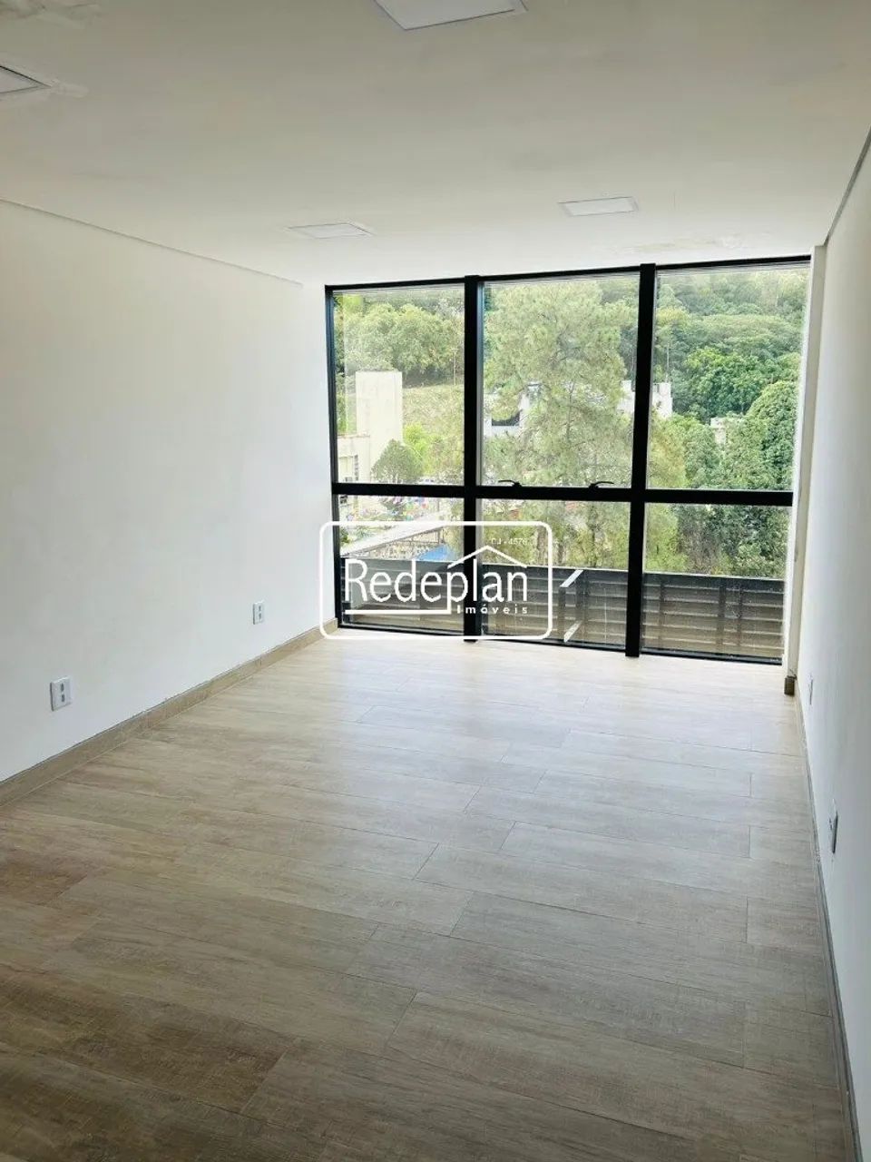Sala Comercial no Ano Bom em Barra Mansa! - Foto 2